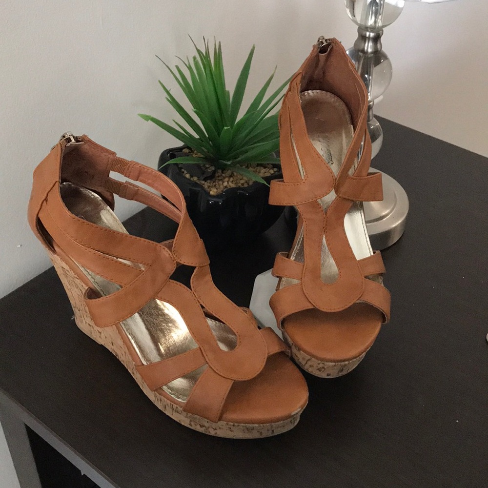 Brown and cork Platform heels